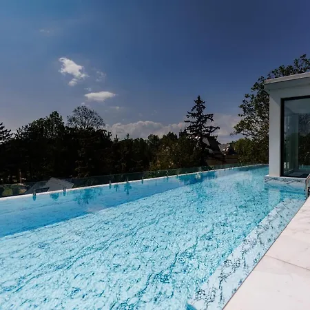 Bauhaus Gold Lägenhet Siófok