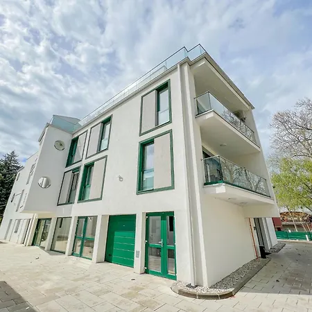 Bauhaus Gold Apartment Siofok
