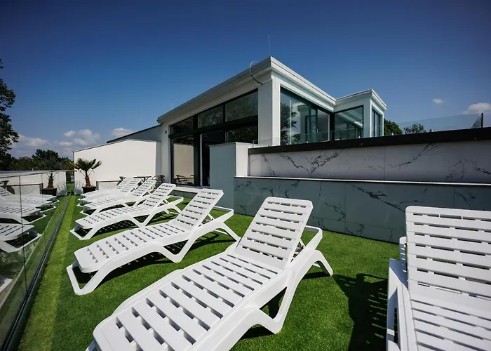 Bauhaus Gold 아파트 시오포크