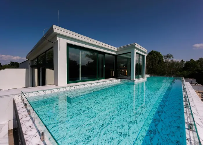 Bauhaus Gold 아파트 *